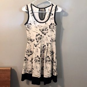 Black and white Emerald dress